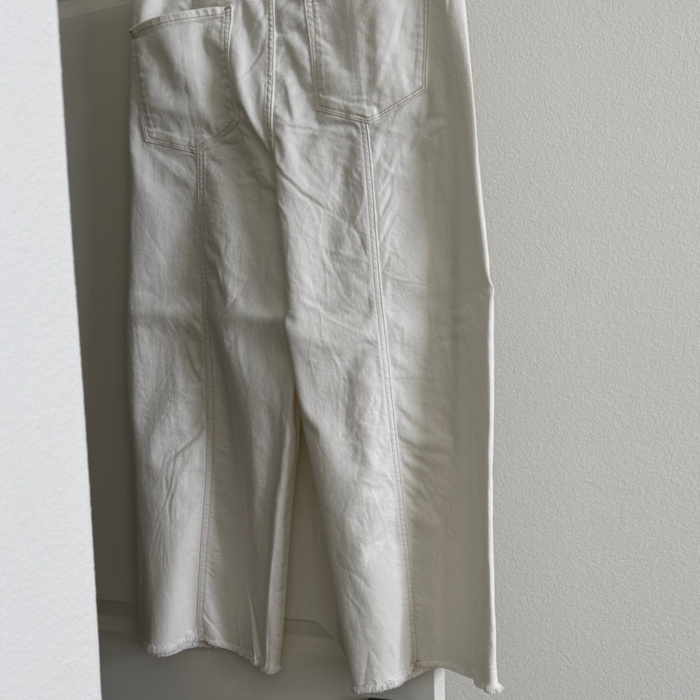 a.n.a Cream Ankle Pants and Vest Set - Picture 12 of 12